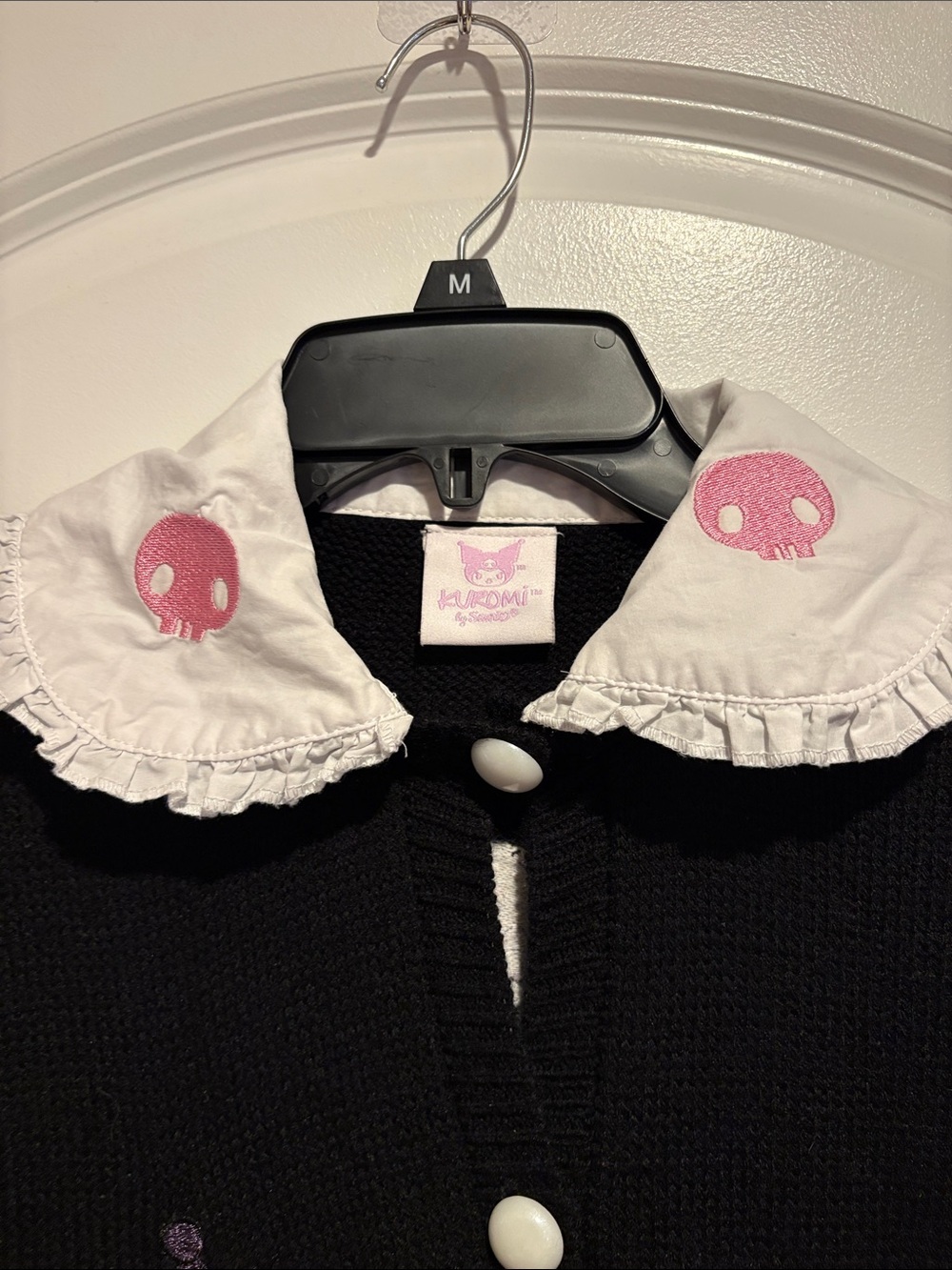 Kuromi Collared Sweater - Picture 3 of 4